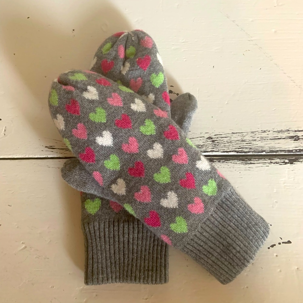 GAP Heart Mittens 💗 🧤